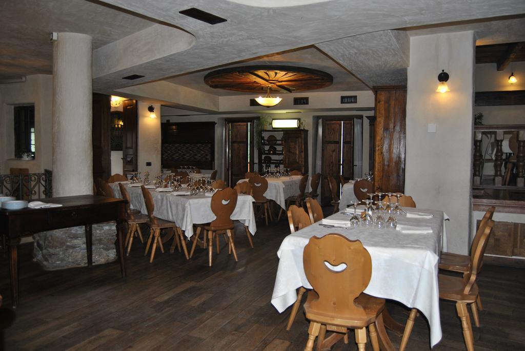 קייזה אין ולמלנקו Casa Vacanza La Rocca מראה חיצוני תמונה