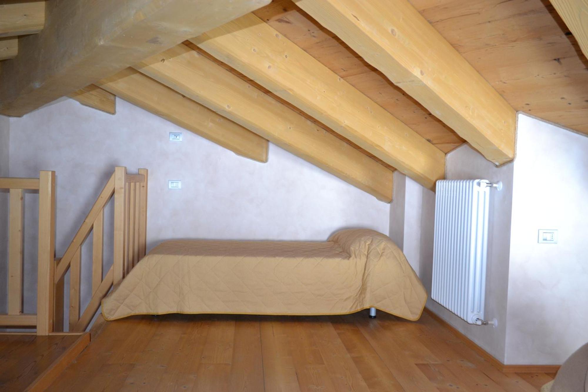 קייזה אין ולמלנקו Casa Vacanza La Rocca מראה חיצוני תמונה