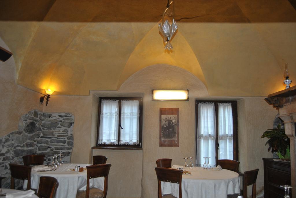 קייזה אין ולמלנקו Casa Vacanza La Rocca מראה חיצוני תמונה