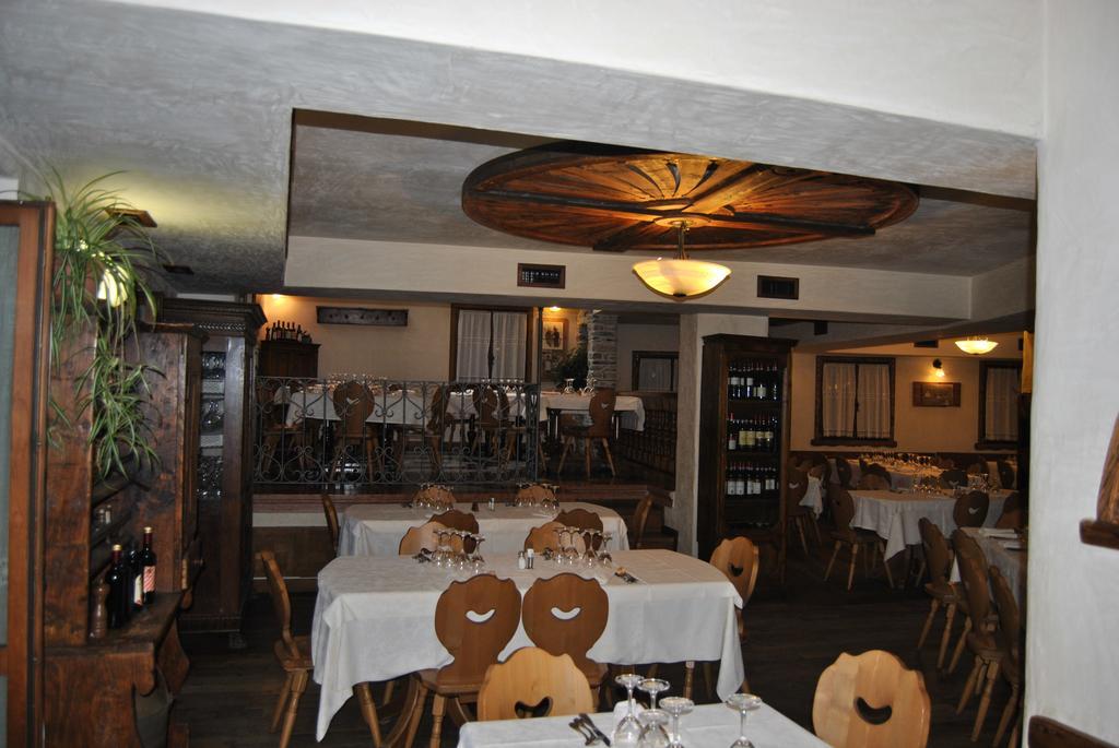 קייזה אין ולמלנקו Casa Vacanza La Rocca מראה חיצוני תמונה