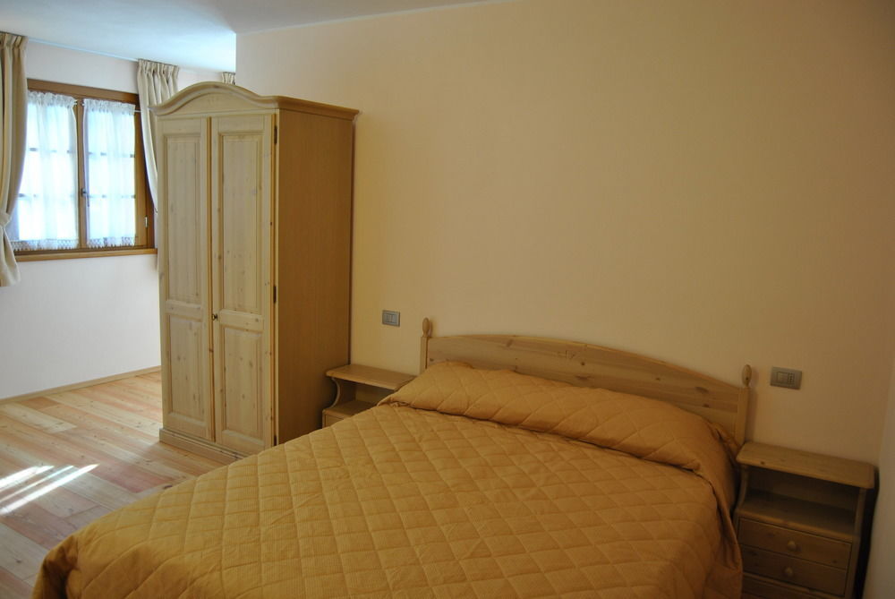 קייזה אין ולמלנקו Casa Vacanza La Rocca מראה חיצוני תמונה